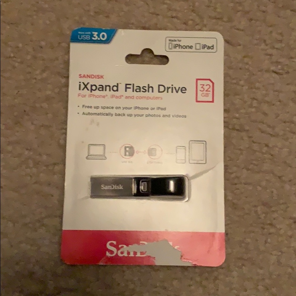 Sandisk iXpand Flash Drive. 32 GB.